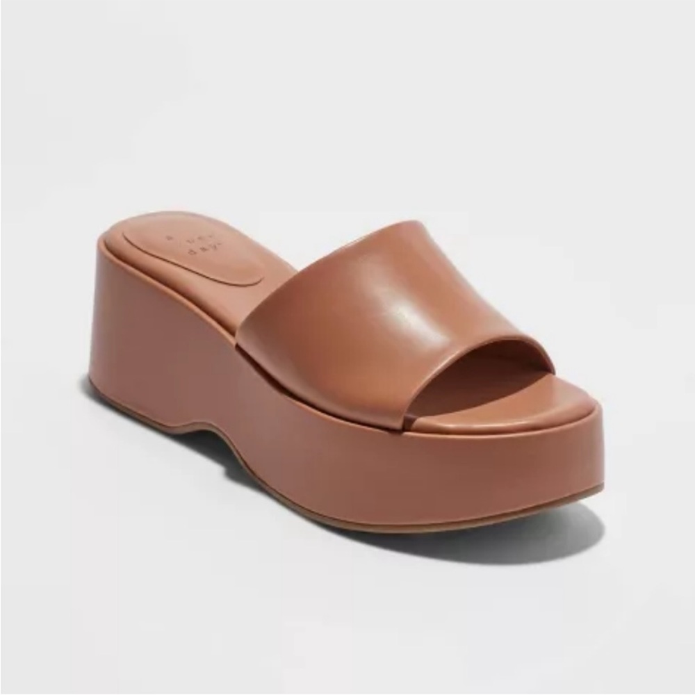 Tan platform chunky mules / slides